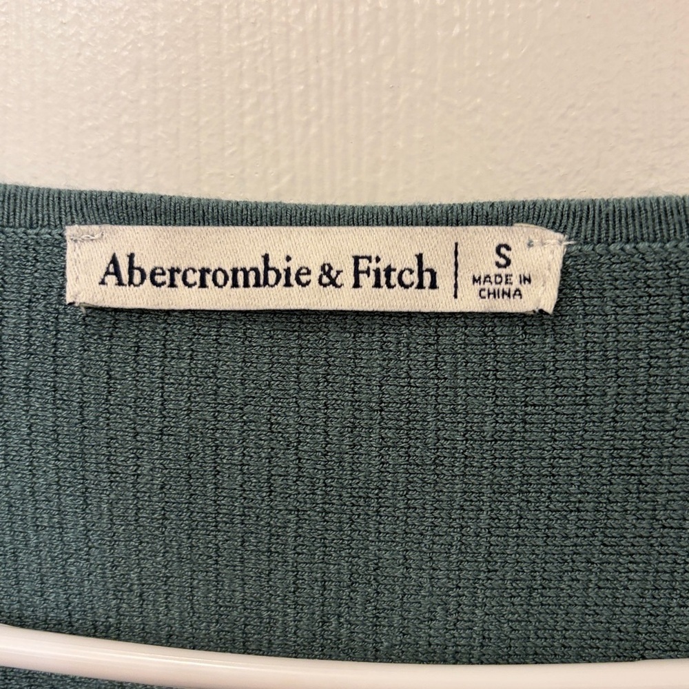 NWOT Abercrombie & Fitch Long-Sleeve Ottoman Squareneck Bodysuit in Green - Picture 4 of 6